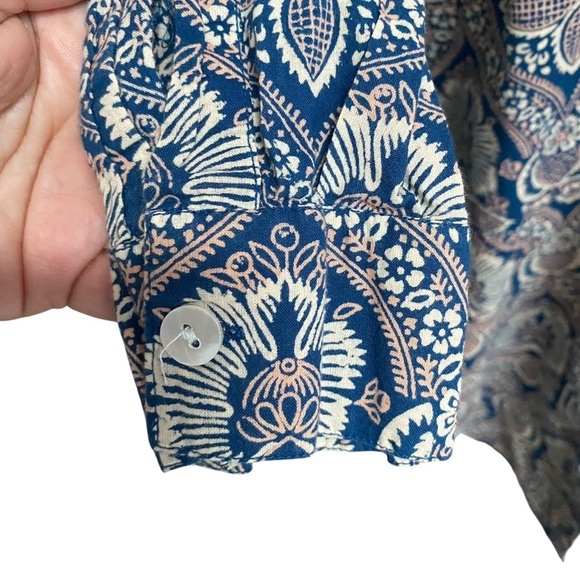 Roller Rabbit Floral Block Print Cotton Button Down Shirt Small Navy Cream - Picture 6 of 13